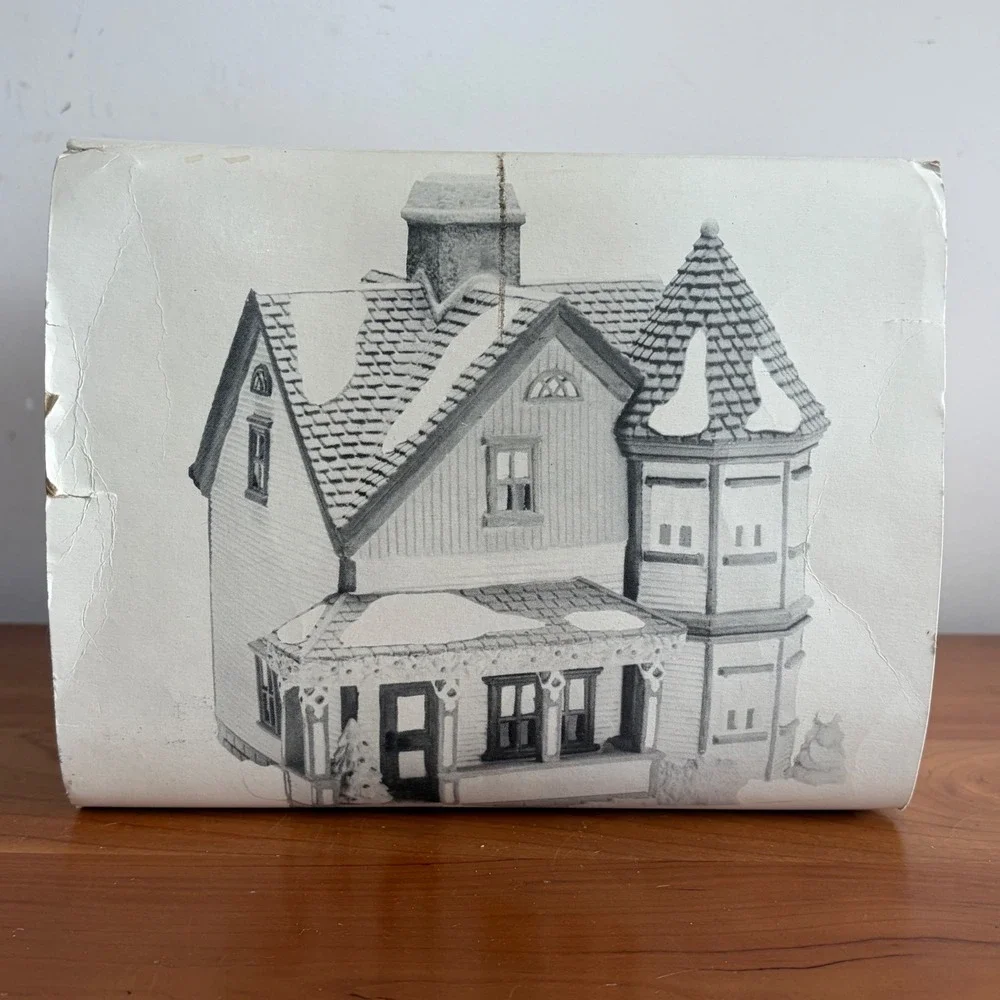 Dept 56 New England Village Thomas T Julian House Christmas Heritage Village